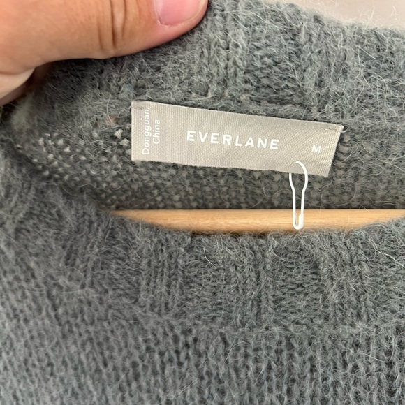 Everlane The Gradient Grey Ombre Alpaca Blend Knit Crewneck Sweater Size Medium - Picture 4 of 8